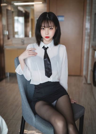 两男一马